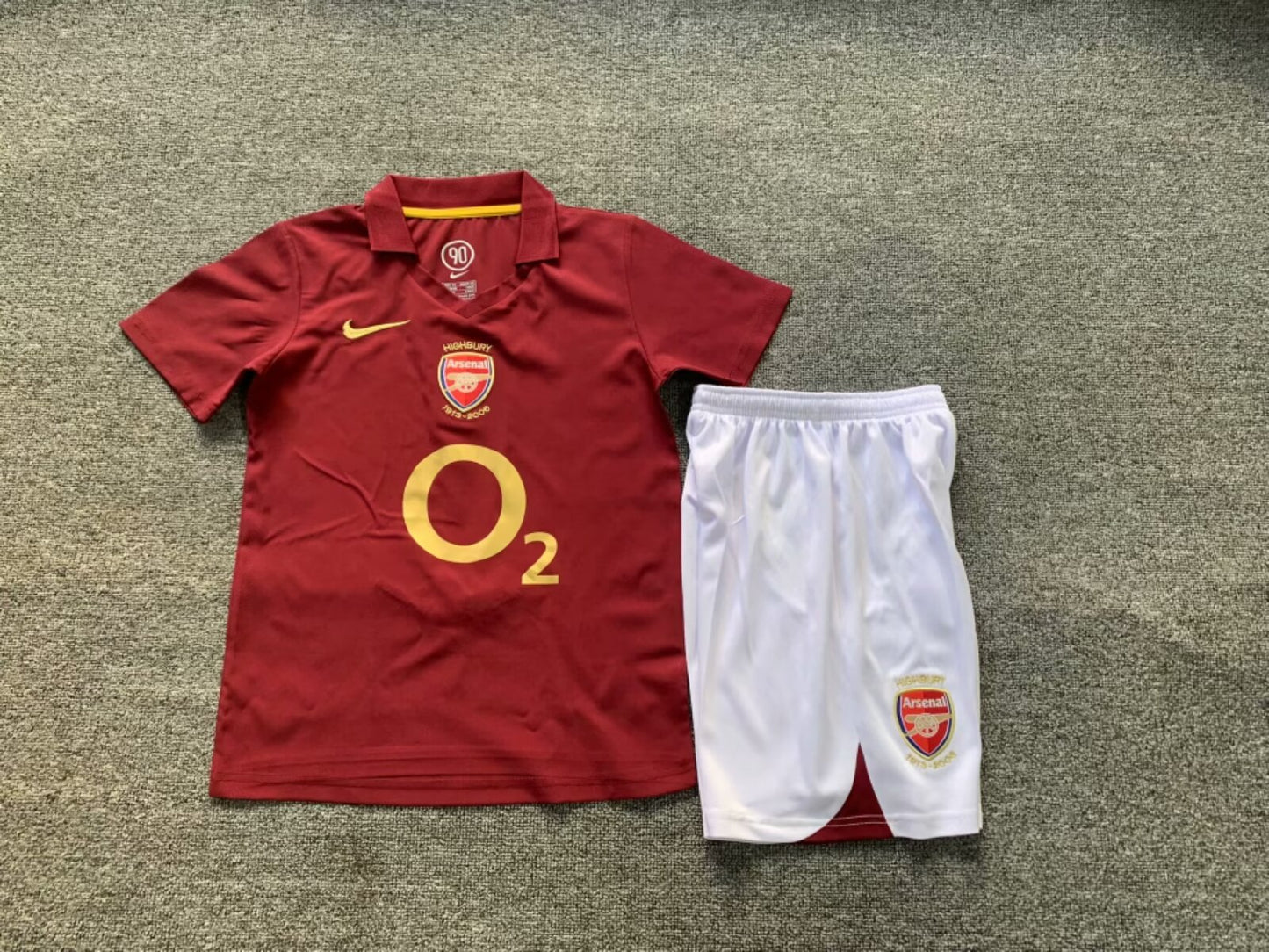MAGLIA + PANTALONCINO BIMBO ARSENAL 05/06