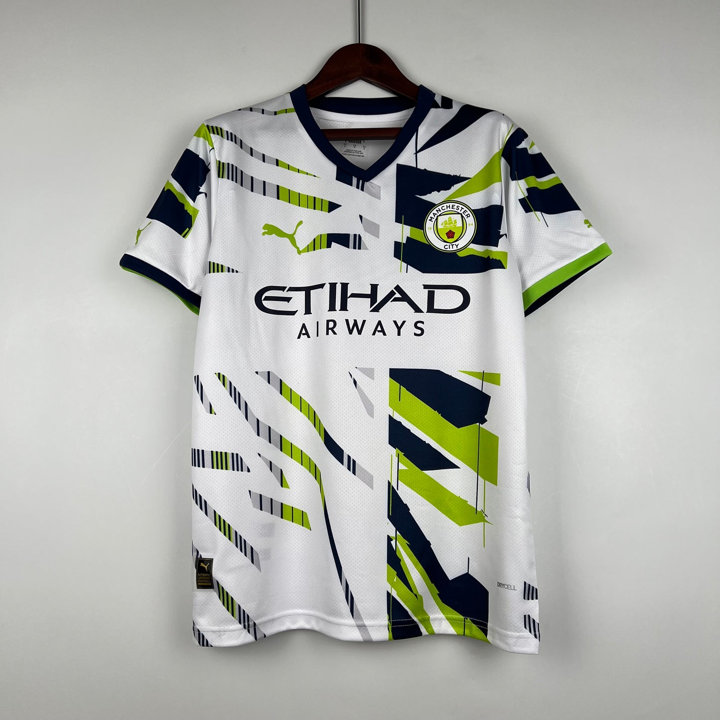 MANCHESTER CITY TRAINING JERSEY 23/24