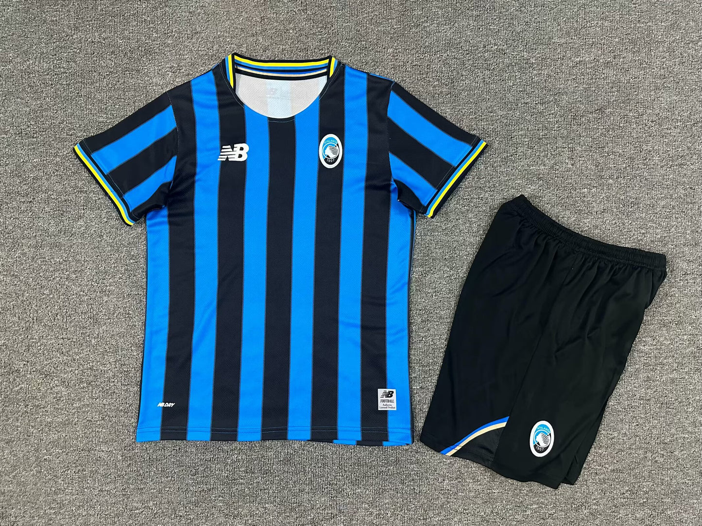 MAGLIA + PANTALONCINO ATALANTA HOME BIMBO 25/26