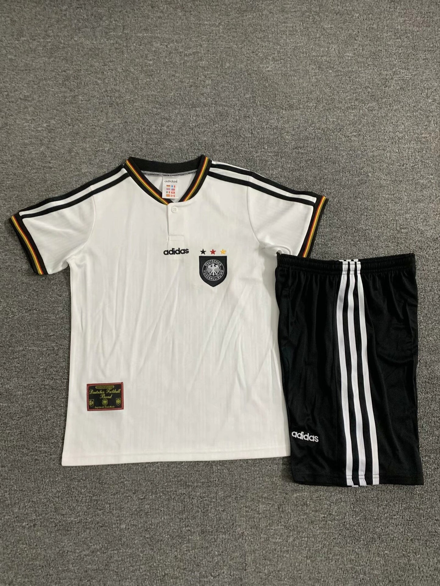 MAGLIA + PANTALONCINO BIMBO GERMANIA 1992 HOME
