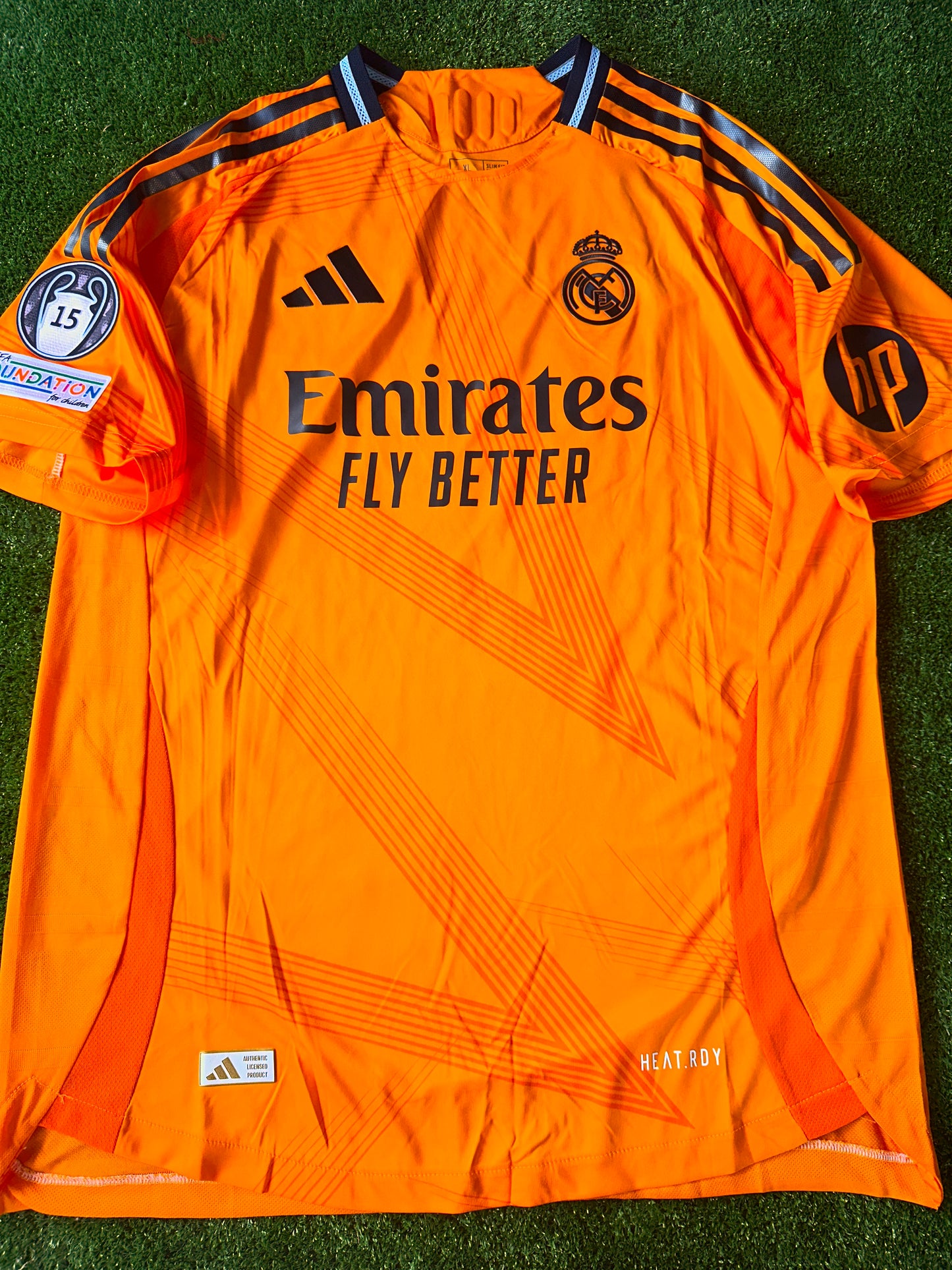 REAL MADRID AWAY PLAYER JERSEY 2024/25