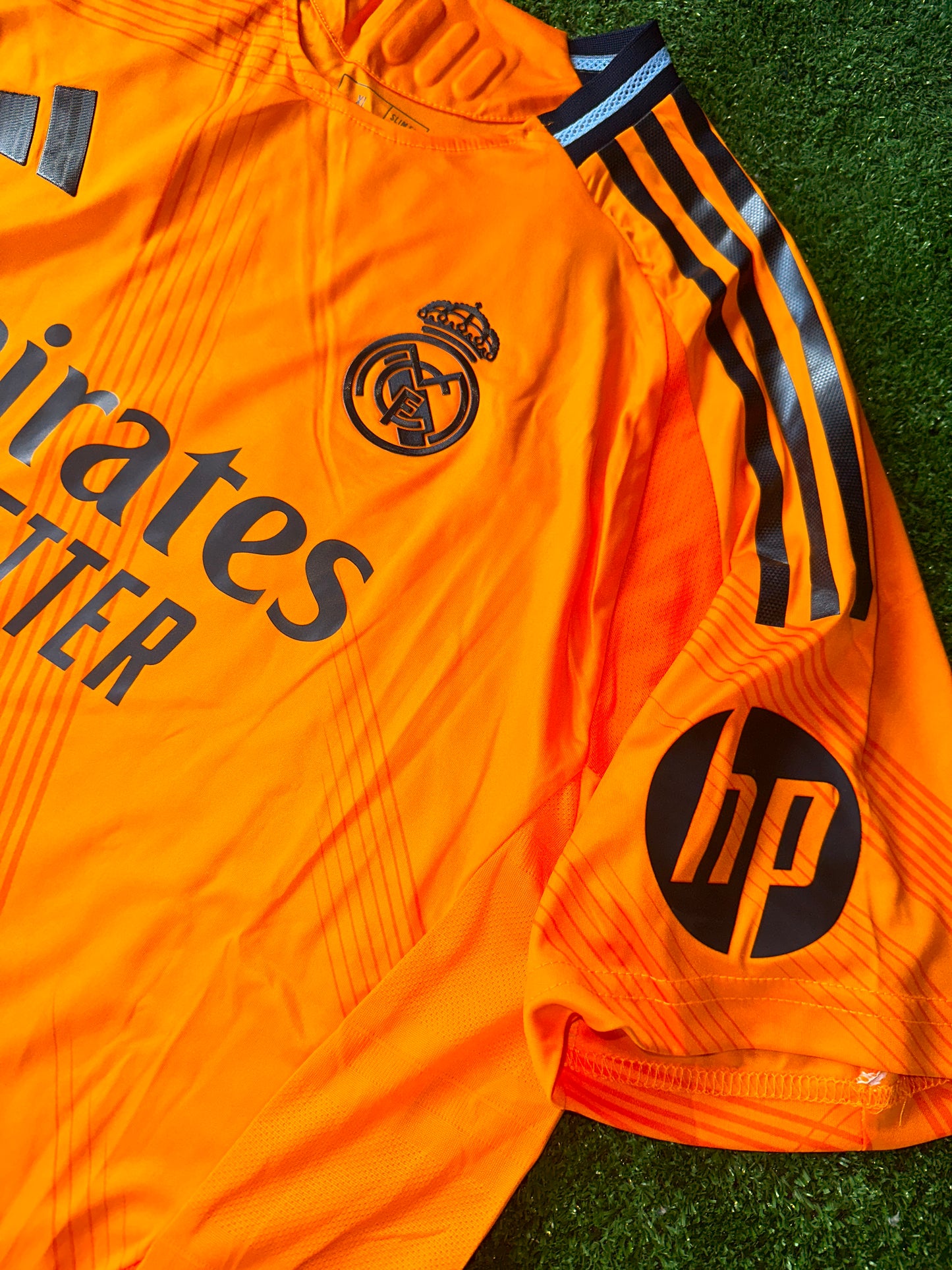 REAL MADRID AWAY PLAYER JERSEY 2024/25