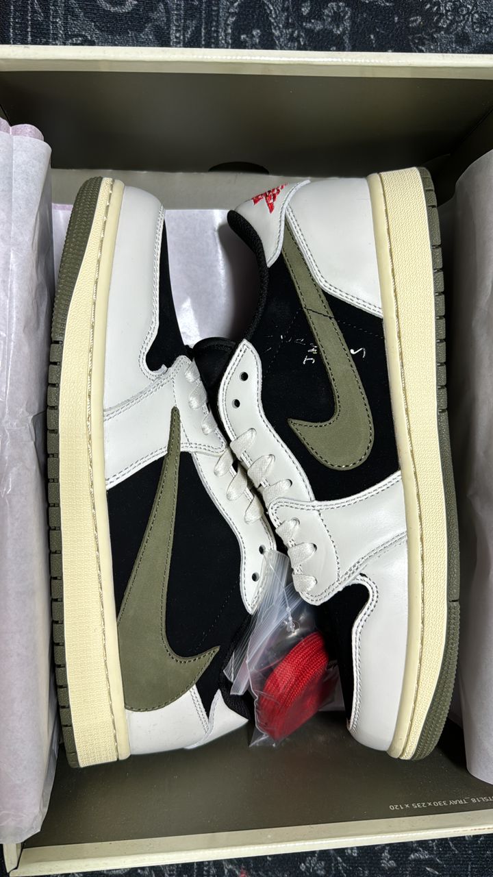 JORDAN 1 TRAVIS SCOTT SHOES