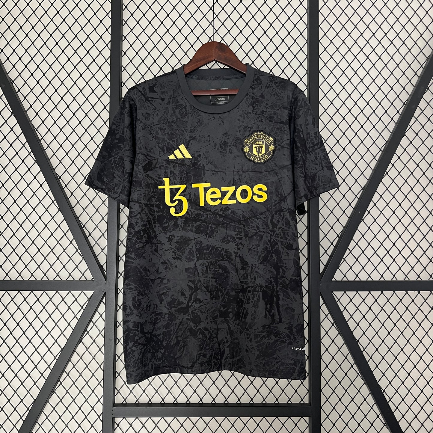 MANCHESTER UNITED SPECIAL SHIRT