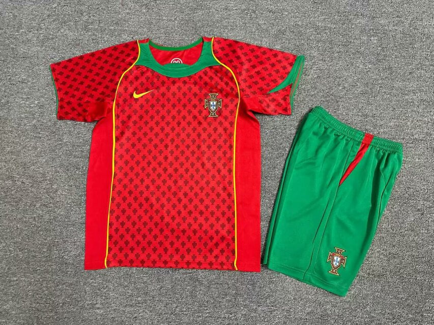 MAGLIA + PANTALONCINO BIMBO PORTOGALLO 2004