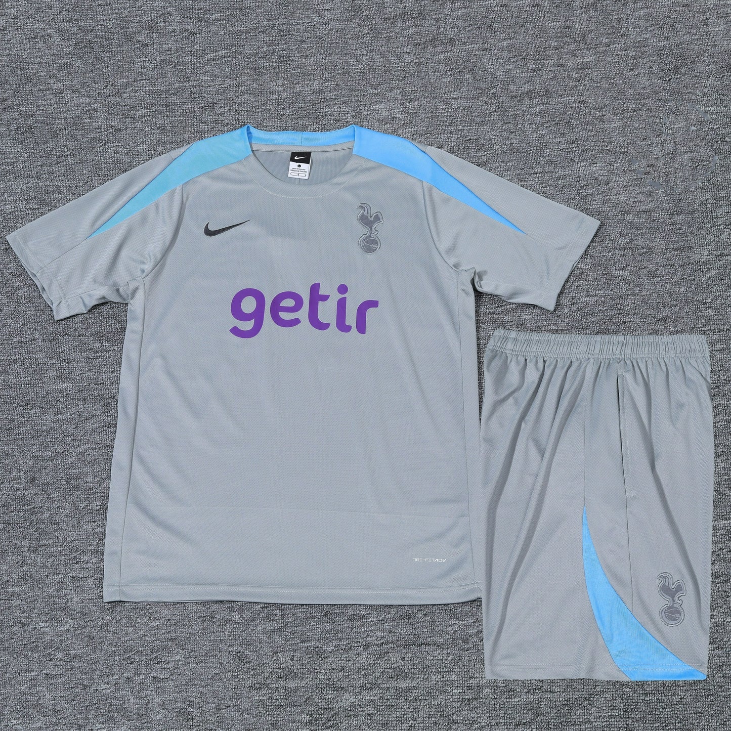 TOTTENHAM TRAINING SHIRT 2024/25