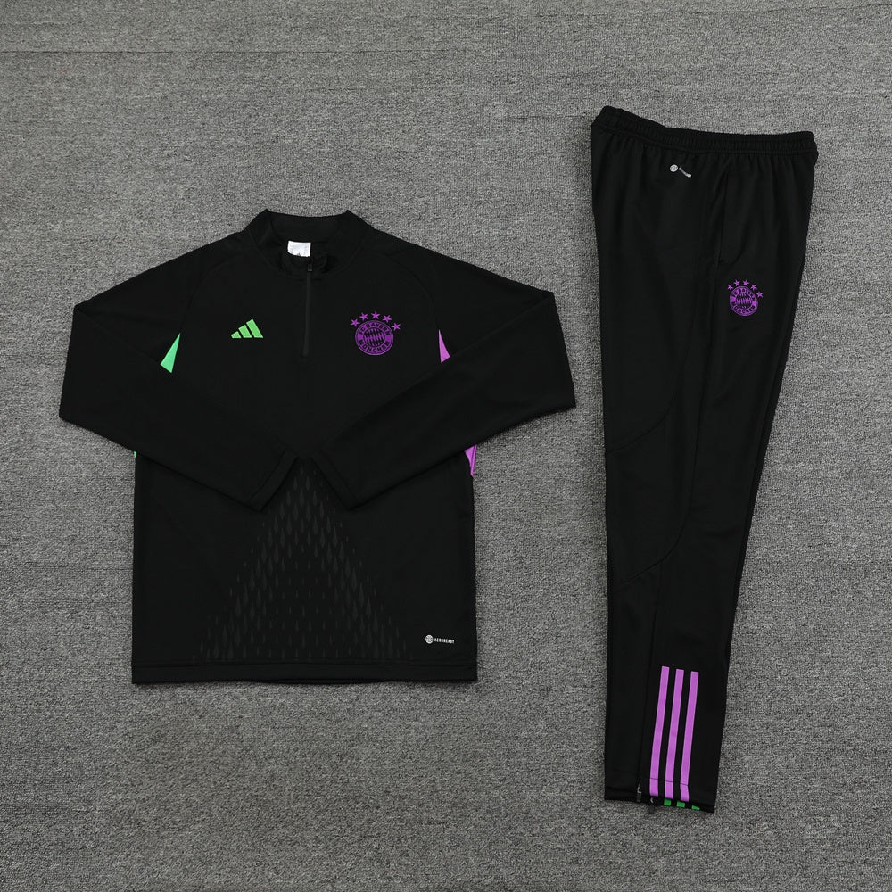 BAYERN TRACKSUIT