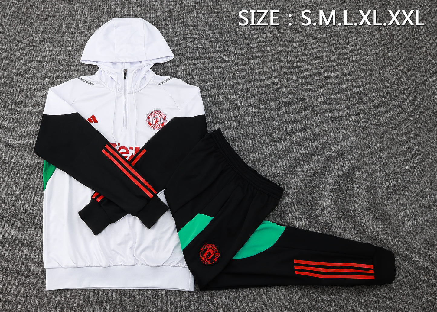 MANCHESTER UNITED TRACKSUIT