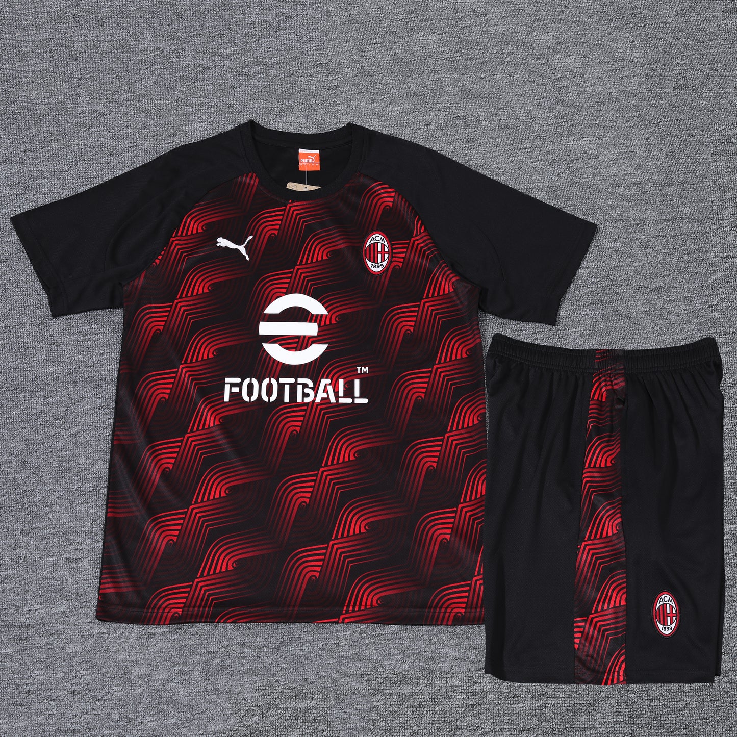 MILAN TRAINING SHIRT 2024/25