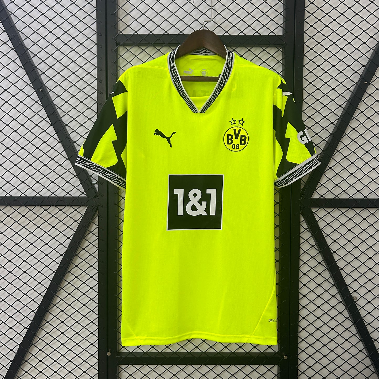 BORUSSIA DORTMUND HOME SHIRT 2024/25