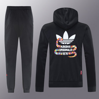 NIKE TRACKSUIT