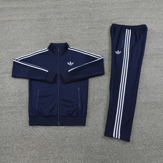 TUTA ADIDAS