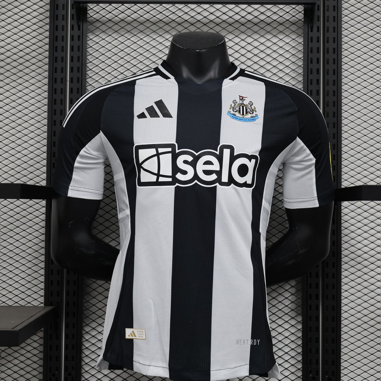 NEWCASTLE HOME PLAYER JERSEY 2024/25
