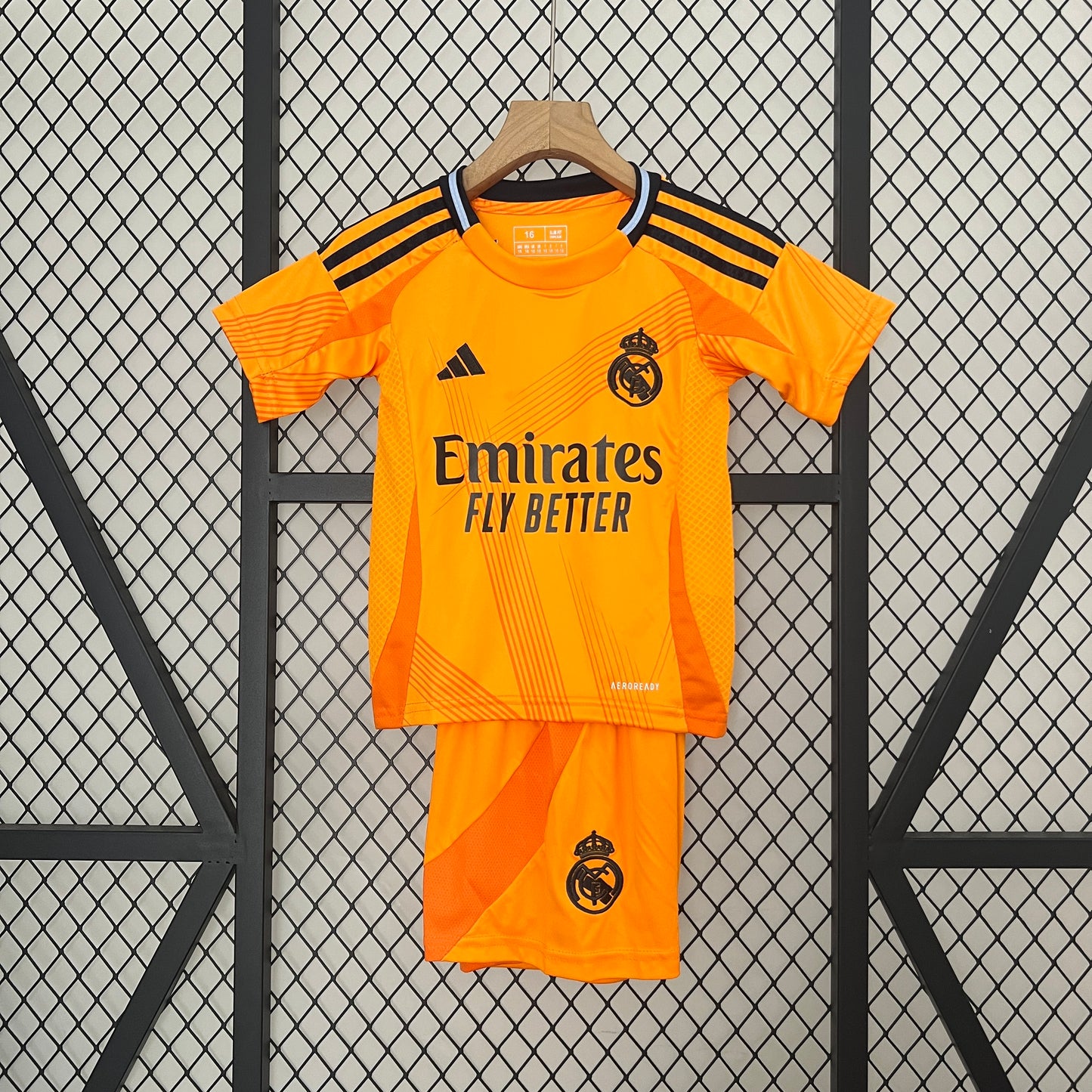MAGLIA + PANTALONCINO REAL MADRID AWAY BIMBO 24/25