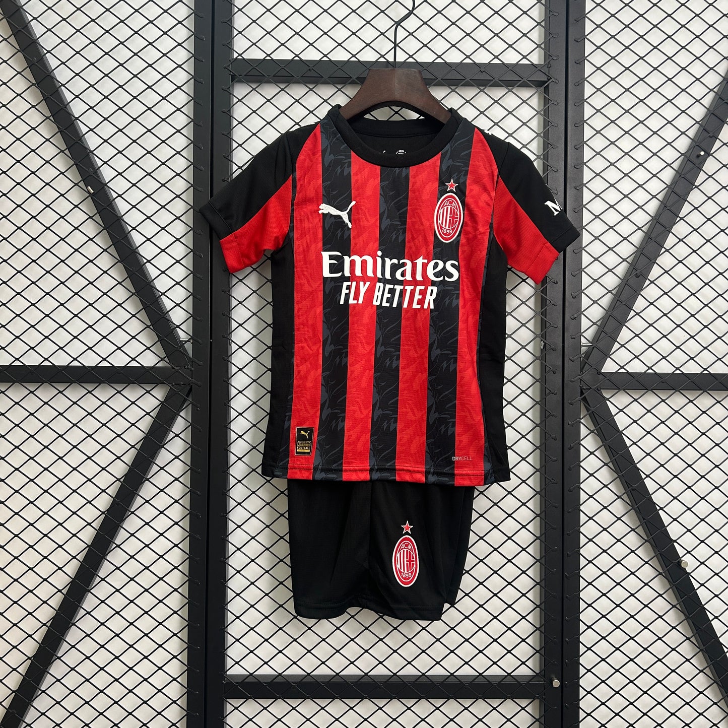 MAGLIA + PANTALONCINO MILAN HOME BIMBO 25/26