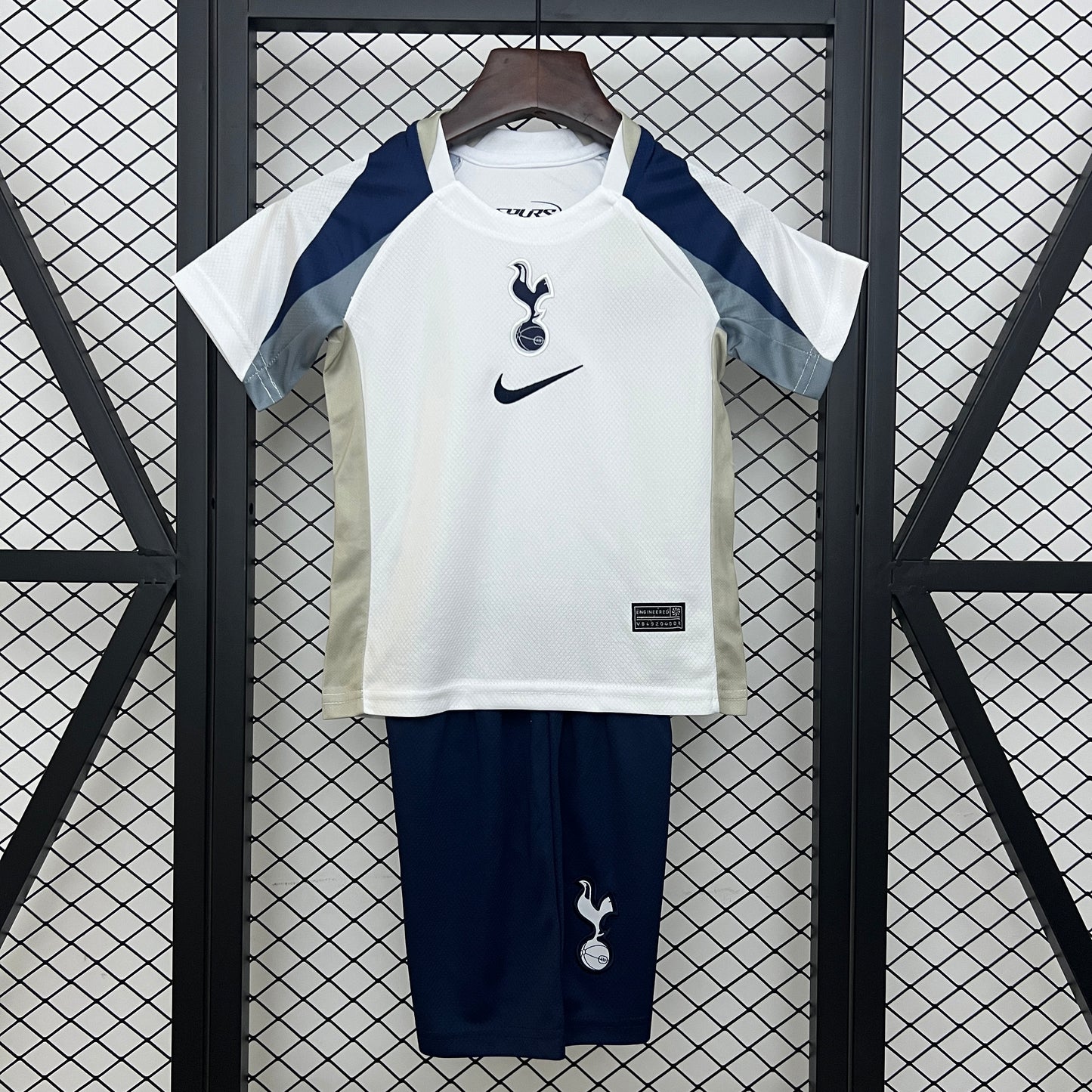 MAGLIA + PANTALONCINO TOTTENHAM HOME BIMBO 25/26