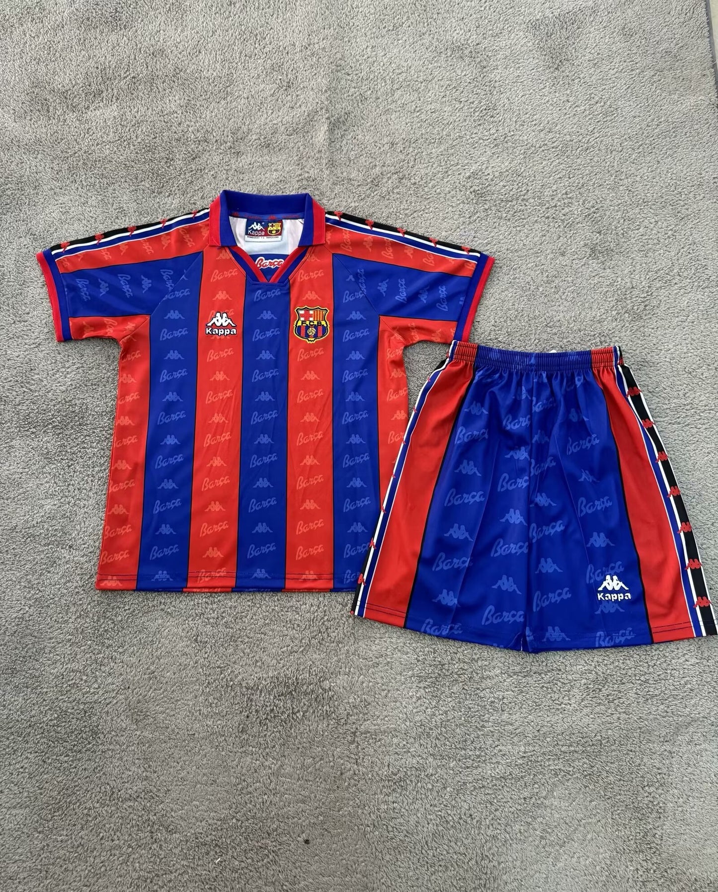 MAGLIA + PANTALONCINO BIMBO BARCELLONA HOME 06/08