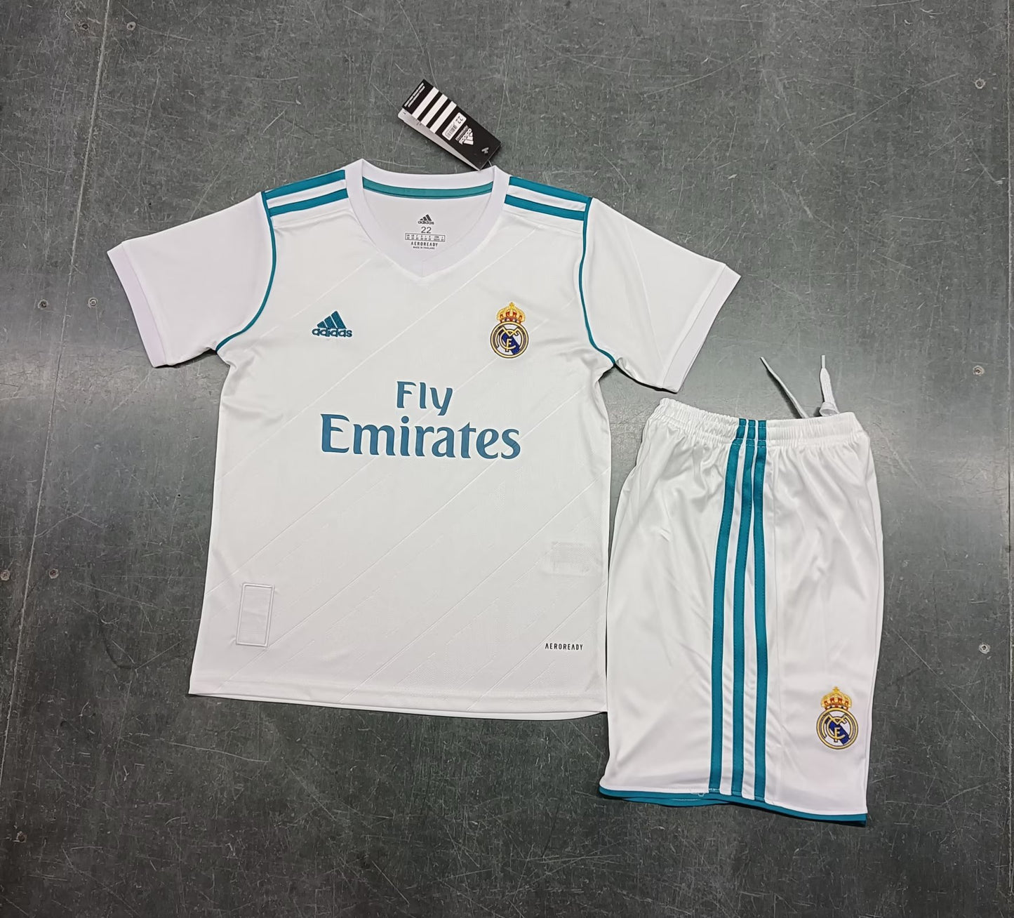 MAGLIA + PANTALONCINO BIMBO REAL MADRID HOME 17/18