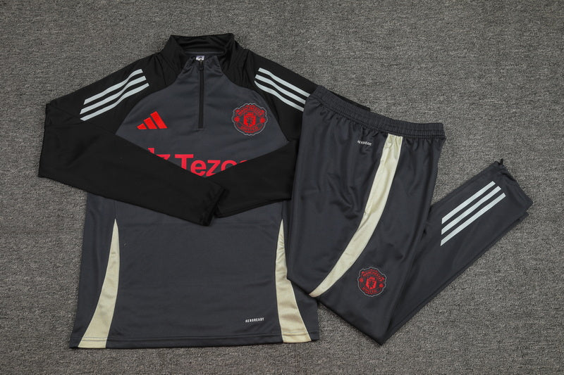 MANCHESTER UNITED TRACKSUIT 2024/25