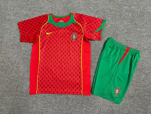 MAGLIA + PANTALONCINO BIMBO PORTOGALLO 2004