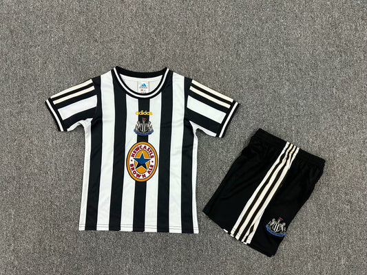 MAGLIA + PANTALONCINO BIMBO NEW CASTLE 95/97