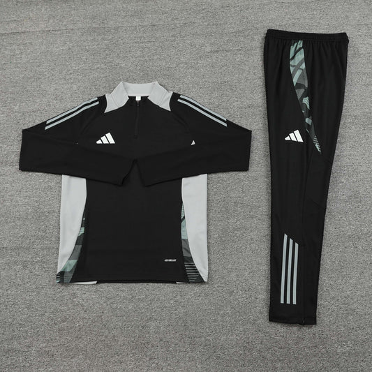 TUTA ADIDAS