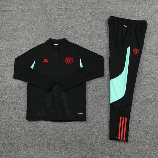 MANCHESTER UNITED TRACKSUIT