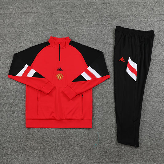 MANCHESTER UNITED TRACKSUIT