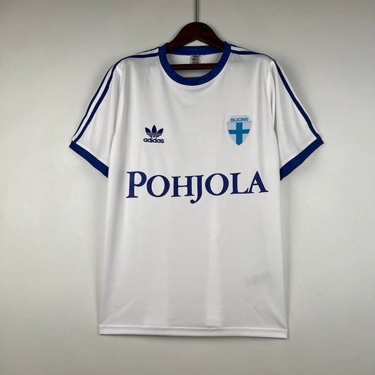 FINLAND HOME 82
