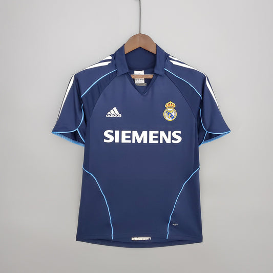 REAL MADRID AWAY 05/06