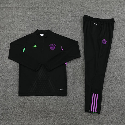 BAYERN TRACKSUIT