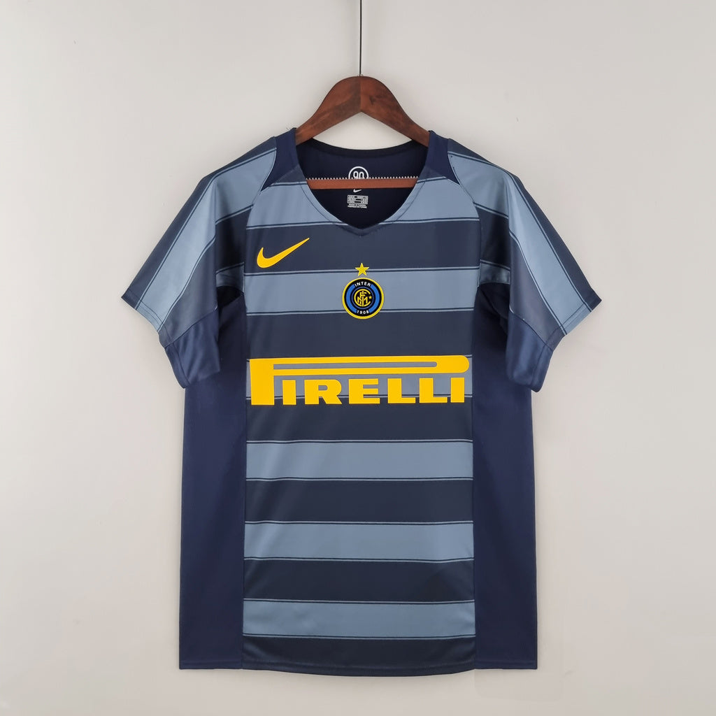 INTER THIRD AWAY 04/05