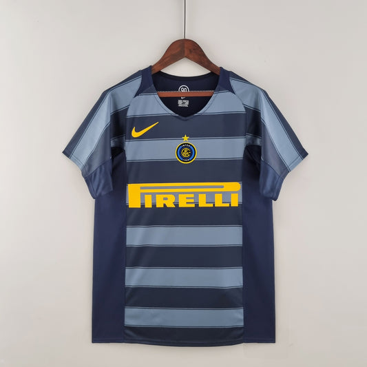 INTER THIRD AWAY 04/05